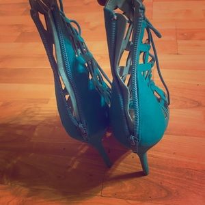 Teal heels